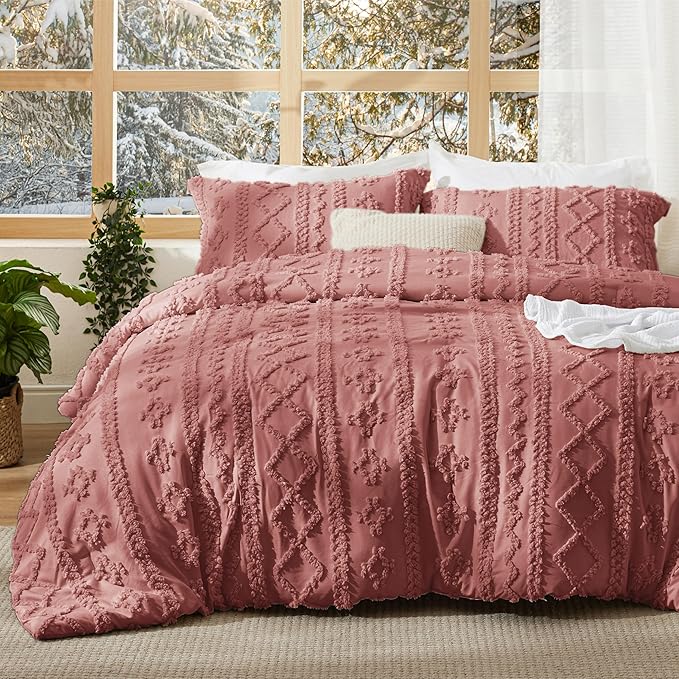 Bedsure Tufted Boho Comforter Set King Size - Grayish Pink Boho Bed Set, GentleSoft™ 3 Pieces Farmhouse Shabby Chic Embroidery Bedding, Gifts for Woman, Soft Jacquard King Comforter for All Seasons