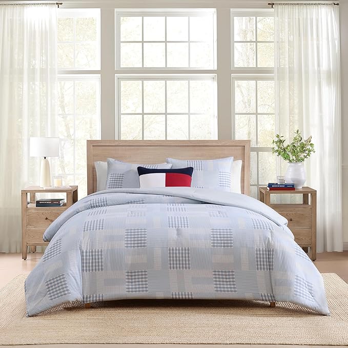 Tommy Hilfiger - Full/Queen Comforter Set, Cotton Textured Bedding with Matching Shams, Medium Weight Bed Set, Oeko-TEX Certified (Hamptons Patchwork Blue)