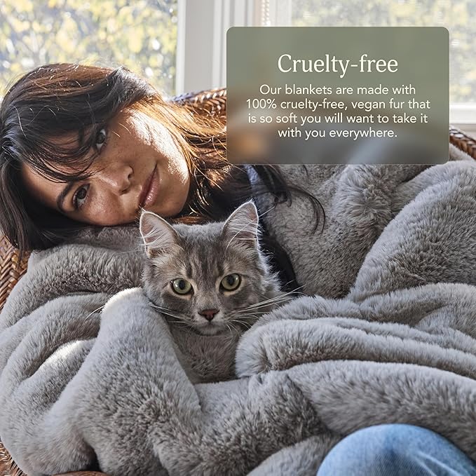 UnHide Marshmallow - Faux Fur Blanket - Heavy Weight, Extra Soft Blanket - Made from Recycled Materials - Machine Washable - Medium (60" x 80") - Burgundy