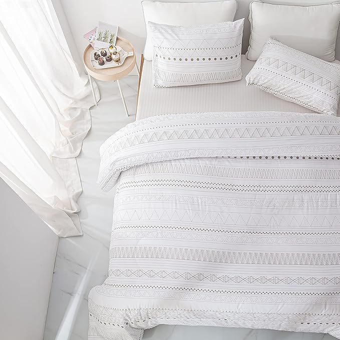 White Geometric Comforter Sets Queen, Boho Bedding Aztec Striped Arrow Pattern,Lightweight Soft Microfiber Down Alternative Comforter Bed Set