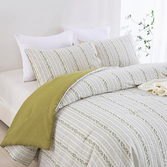 100% Cotton Jacquard Comforter Set, Striped Floral Print, Soft Lightweight Reversible 3 Piece Bedding Sets for All Season, King(104"x90")