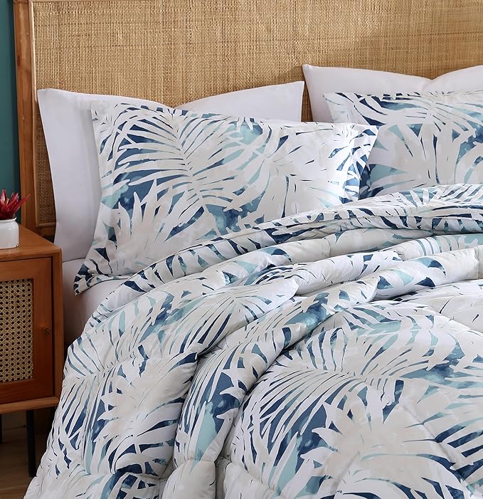 Caribbean Joe King 3-Piece Comforter Set, Tropical Coastal Beach Design Bedding, Silhouette Palms