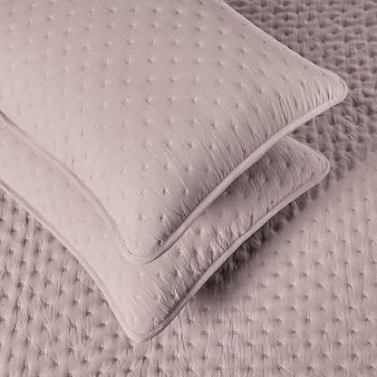 Amazon Basics Brushed Microfiber Quilt Set, Extra Soft with Natural Texture, 3-Piece, Queen/Full, Purple