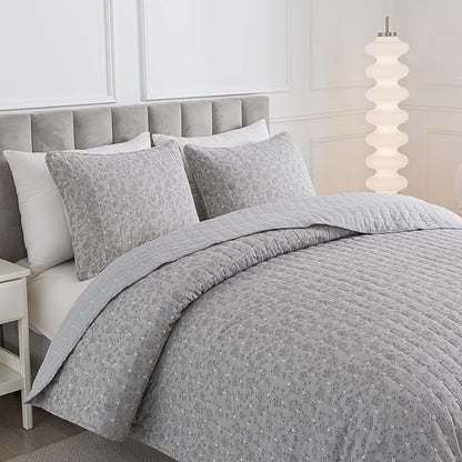 Soul & Lane Gray Whisper Cotton Quilt Set - Twin Size with 1 Sham, Geometric Quilted Comforter, Lightweight Modern Diamond Bedspread in Grey Tones, Diamond Stitched Bedding