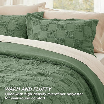 Bedsure King Size Comforter Set Green, Boho Tufted Bed Set, Checkered Farmhouse Shabby Chic Bedding, 3 Pieces, 1 Plaid Geometric Comforter and 2 Pillow Shams
