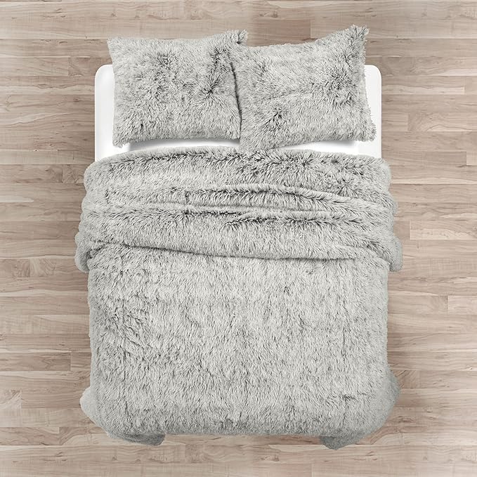 Lush Decor Emma Cozy Soft Fluffy Two Tone Faux Fur Comforter Set, Full/Queen, Gray - College Dorm Shaggy Plush Warm 3 Piece Bedding Set