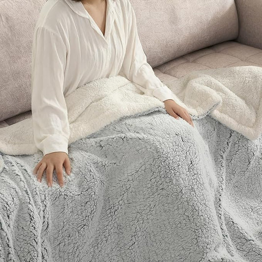 Electric Heated Blanket Full Size 72"×84" with 9 Heating Levels & 1-10Hs Auto Off，Double Sided Plush Sherpa, Energy Efficient, Machine Washable, for Couch & Bed, Light Gradient Blue