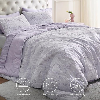 Bedsure Queen Comforter Set, GentleSoft™ 3 Pieces Bow Cute Bedding Purple Room Decor Aesthetic, Queen Bedding Sets Gifts for Her Women, 1 Bed Purple Comforter, 2 Pillow Shams, 90x90 Inches