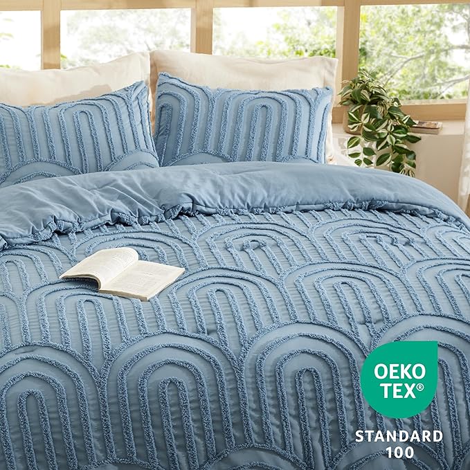 Bedsure Boho Tufted Blue Comforter Full Size, GentleSoft™ 3 Pieces Boho Farmhouse Decor Bedding, Arch Shabby Chic Bedding for All Seasons, 1 Bed Comforter, 2 Pillow Shams, 82x86 Inches
