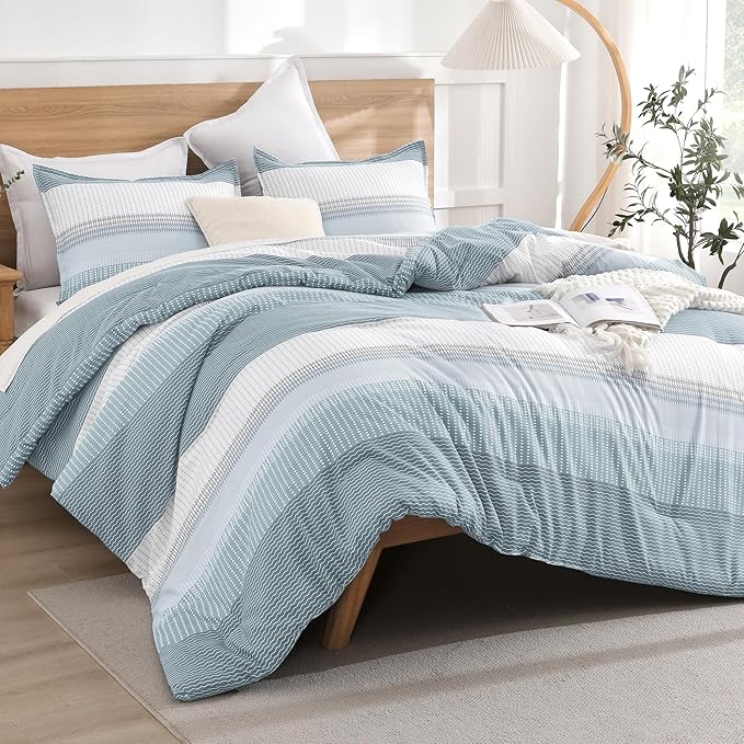 Litanika Light Blue Comforter Twin/Twin XL Size Set, 2 Pieces Bedding Set, Single Blue White Colorblock Striped Bed Set (66x90In Comforter & 1 Pillowcase)