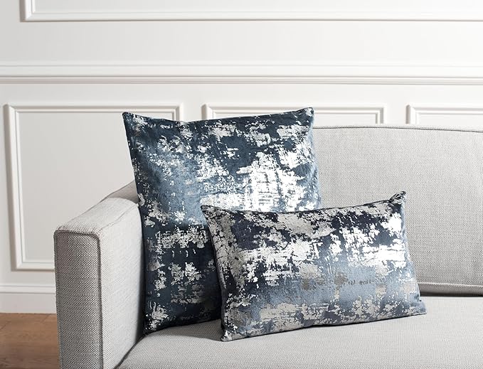 SAFAVIEH Home Collection Edmee Glam Metallic Midnight Blue/Silver 12 x 36-inch Rectangle Pillow with Insert