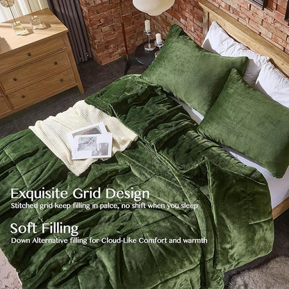 Lotus Karen Comforter Set Full - Ultra Soft & Warm Velvet Dark Green Comforter Set for Men Women - Cozy Fuzzy Plush Fluffy Luxury Bedding Set 3 Pieces (1 Comforter and 2 Pillowcases)