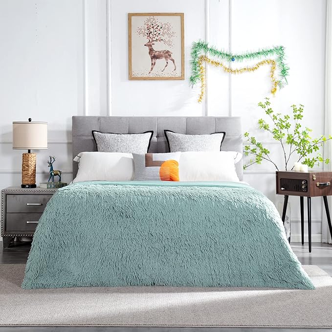 JONIYEAR Extra Large Decorative Fluffy Faux Fur Blanket Full Size 71" x 80",Soft Luxury Lightweight Furry Blankets,Accent Cozy Shaggy Plush Fuzzy Blankets for Bed Couch,Thick Warm Winter Blanket, Aqua