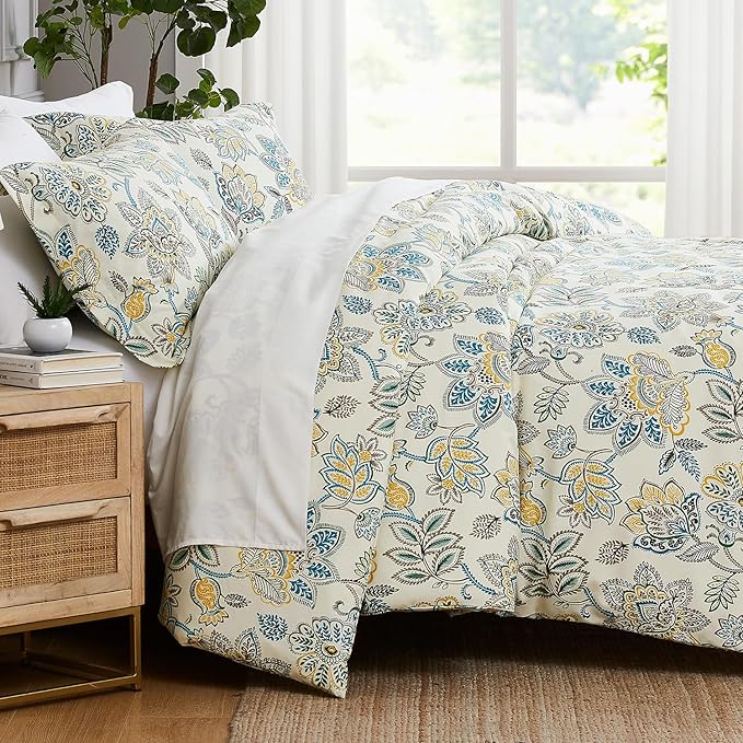 Southshore Fine Living, Inc. Wanderlust Oversized Comforter King Size Set, Down Alternative Comforter Boho Bedding, Victorian Prints, Cal/King Size with 2 Matching Shams, Cream Floral Print
