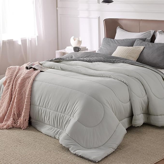 Bedsure Queen Comforter Set - Cooling and Warm Bed Set, Light Grey Reversible Bedding for All Season, 3 Pieces, 1 Queen Size Comforter (88"x88") and 2 Pillow Cases(20"x26")