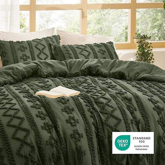 Bedsure Tufted Boho Comforter Set Full Size - Olive Green Boho Bed Set, GentleSoft™ 3 Pieces Farmhouse Shabby Chic Embroidery Bedding, Gifts for Woman, Soft Jacquard Full Comforter for All Seasons