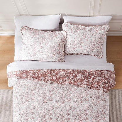 Lush Decor Peony Toile Reversible Cotton Quilt 3 Piece Set Full/Queen Rosewood - Floral Quilt - Pink Bedding Set - Scalloped Edge - Coquette Decor