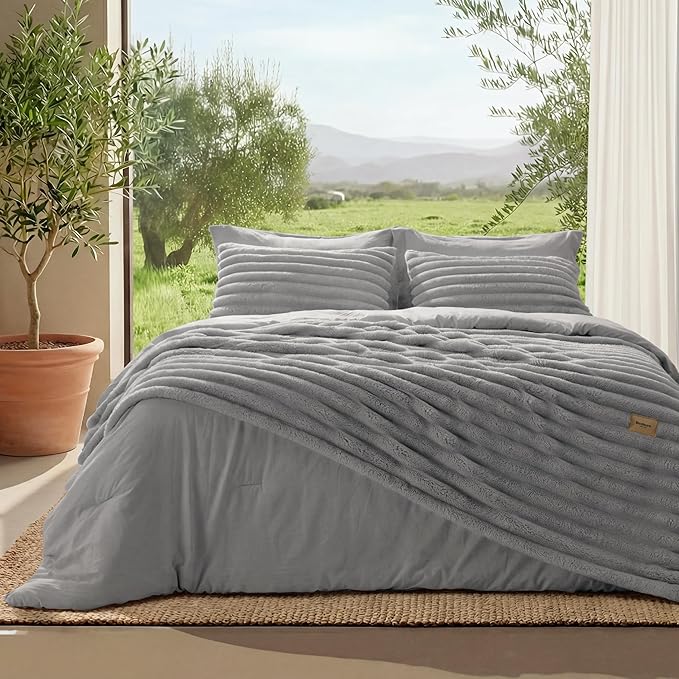 Bedsure Gentlesoft™ 2-in-1 Twin Comforter Set and Detachable Fluffy Blanket, Grey Bedding Set for All Season Use, SnapTech Design for Space Saving (Includes 1 Pillow Sham, 1 Pillowcase)
