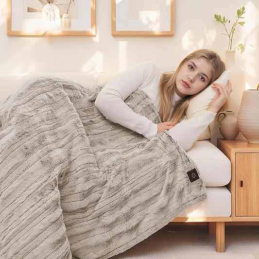 Electric Heated Blanket Throw Size 50"x60", Fast Heating Throw, Plush Faux Fur for Sofa & Office,4 Heating Levels & 10 Hours Auto Off, Machine Washable, Gifts for Family-Light Brown