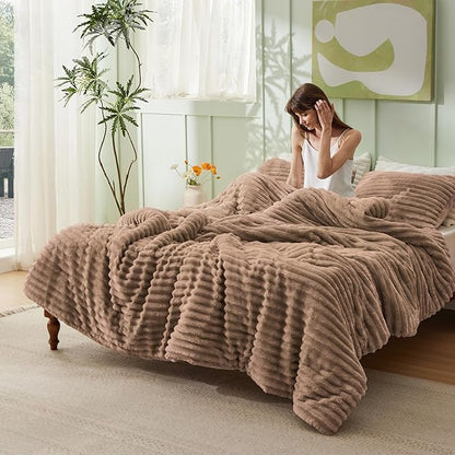 Bedsure King Size Comforter Set - GentleSoft™ 3 Pieces Fluffy Double-Side Fleece Comforter Set, Cozy Striped Room Decor Aesthetic, Luxury Taupe King Bedding with 2 Pillowcases, 104x90 Inches