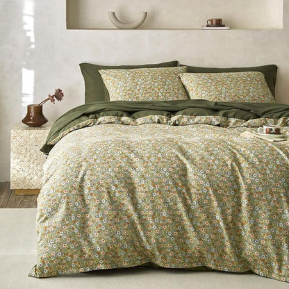 Wake In Cloud - Floral Comforter Set, Cute Vintage Flower Cottagecore Aesthetic for Women Teen Girls, Soft Lightweight Dorm Bedding, 3 Pieces, Olive Green, Full Size