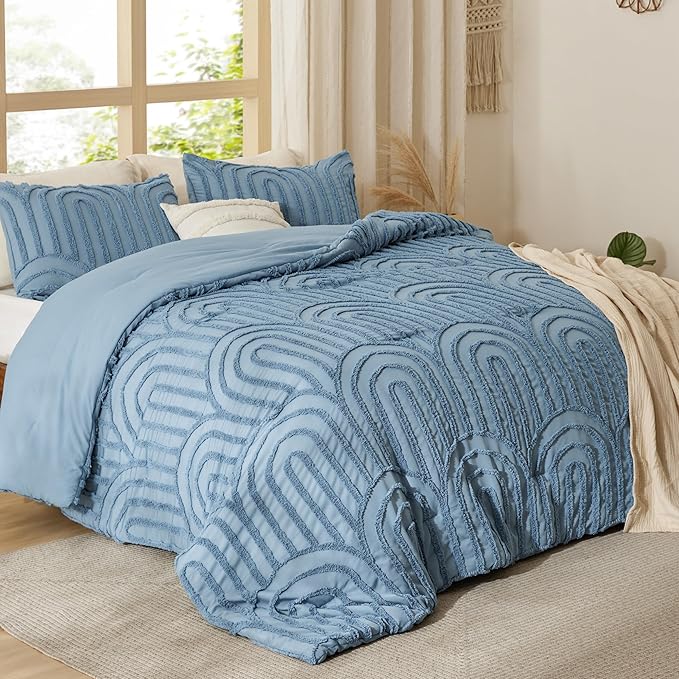 Bedsure Boho Tufted Blue Comforter Full Size, GentleSoft™ 3 Pieces Boho Farmhouse Decor Bedding, Arch Shabby Chic Bedding for All Seasons, 1 Bed Comforter, 2 Pillow Shams, 82x86 Inches