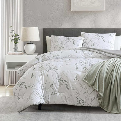 Kenneth Cole - Comforter Set, Super Soft Bedding with Matching Shams & Bonus Throw Blanket, Luxurious Home Decor (Ink Wash Vine Green, Queen)