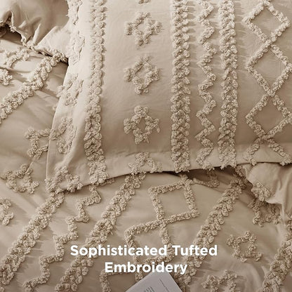 Bedsure Tufted Boho Comforter Set Oversized Queen - Khaki Boho Bed Set, GentleSoft™ 3 Pieces Farmhouse Shabby Chic Embroidery Bedding, Gifts for Woman, Soft Jacquard Comforter for All Seasons