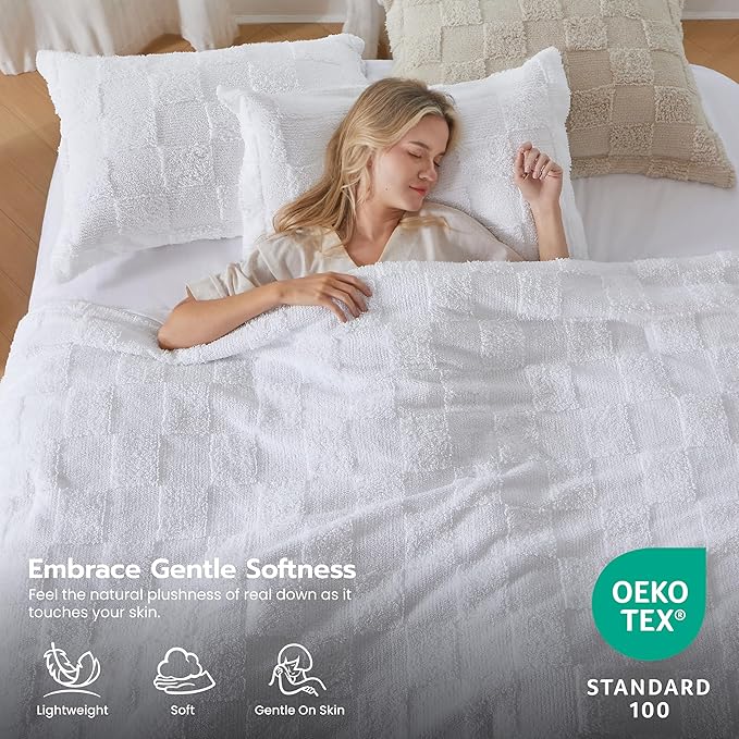 Joiedomi Tufted King Size Comforter Set, 3 Pieces White Boho King Bedding Set with 1 Plaid Geometric Comforter and 2 Pillow Shams, Checkered Bed in a Bag for All Seasons