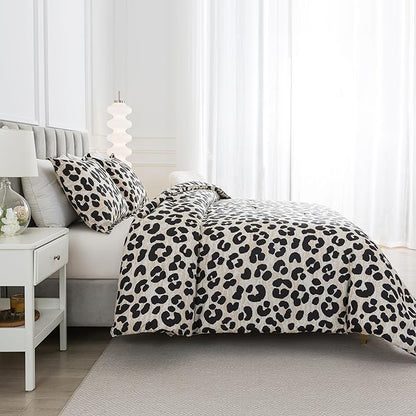 Caressma Safari Leopard Cheetah Print Comforter Set, Full Size 3 Pieces for All Seasons, Ultra Soft Microfiber, Untamed Wilderness Style Comforter with Pillowshams