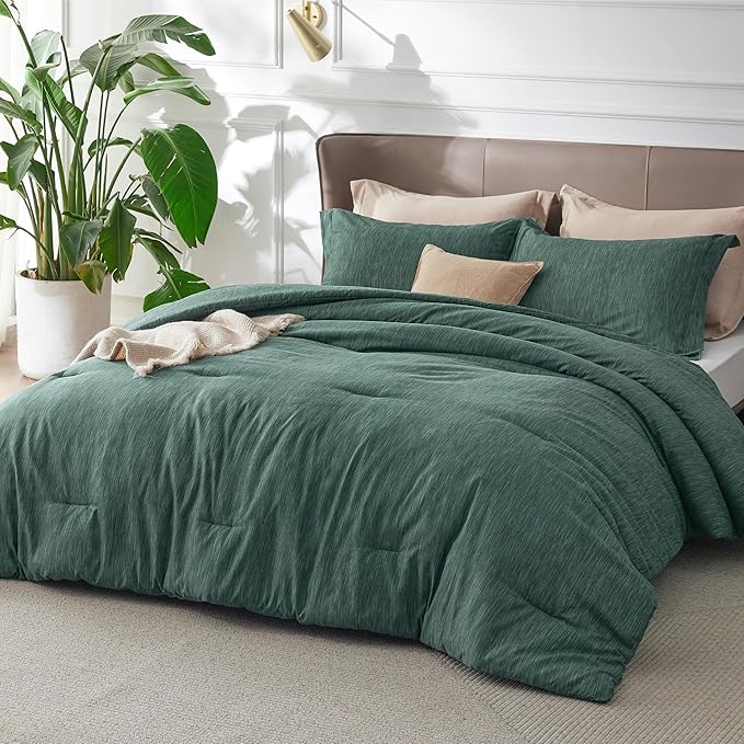 Bedsure California King Comforter Set - Emerald Green Soft Bedding for All Seasons, Cationic Dyed Bed Set, 3 Pieces, 1 California King Size Comforter (104"x96") and 2 Pillow Shams (20"x36"+2")