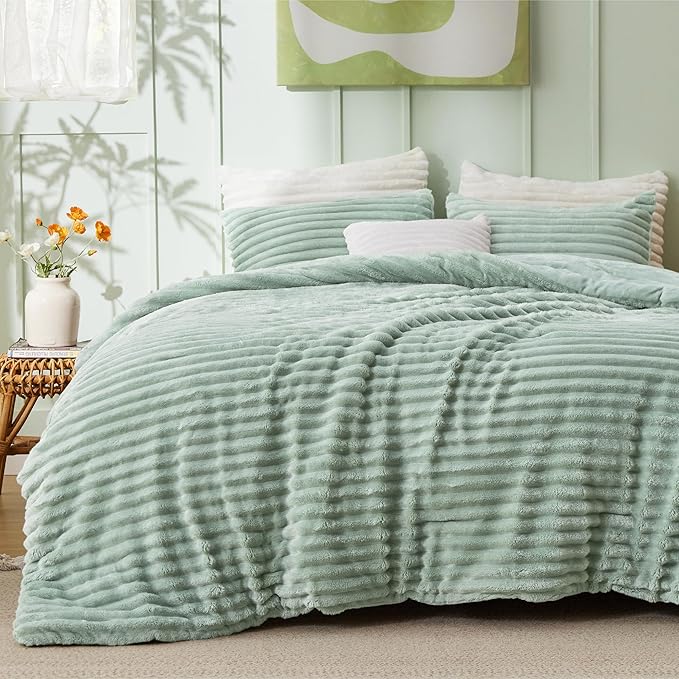 Bedsure California King Comforter - GentleSoft™ 3 Pieces Double-Side Fleece Comforter Set, Cozy Striped Room Decor Aesthetic, Luxury Sage Green Cal King Bedding with 2 Pillowcases, 104x96 Inches