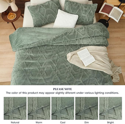 PHF Warm Sherpa Fleece Queen Comforter Set, 3D Tufted Fluffy Sage Green Bedding for Winter, Soft 3 Pieces Shaggy Bed Set, 1 Comforter (90"x90") and 2 Pillowcases (20"x26")