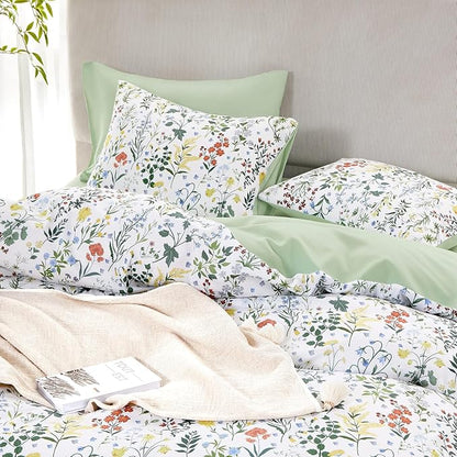 Wake In Cloud - Floral Comforter Set, Shabby Chic Cottage Garden Botanical Flower Style with Elegant Wildflower Pattern, Soft Lightweight Bedding, 3 Pieces, Multicolor Green, Twin/Twin XL Size