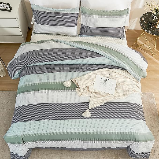 Litanika King Size Comforter Set Sage Green - 3 Pieces Lightweight Quilt Bedding Comforter Sets, Light Green White Colorblock Stripe Fluffy Bed Set, All Season Down Alternative