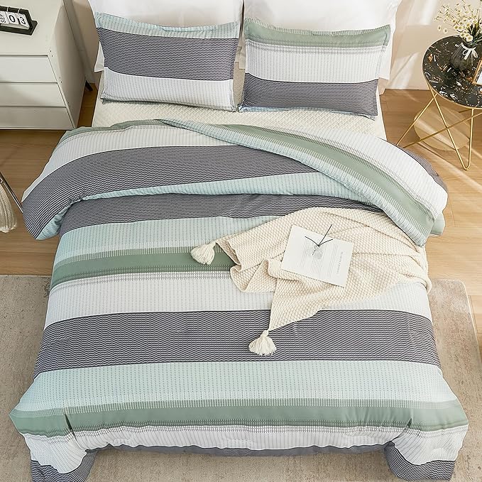 Litanika Oversized King Comforter Set Sage Green 128x120-3 Pieces Lightweight Green White Colorblock Stripe Fluffy Bedding Comforter Sets, All Season Bed Set