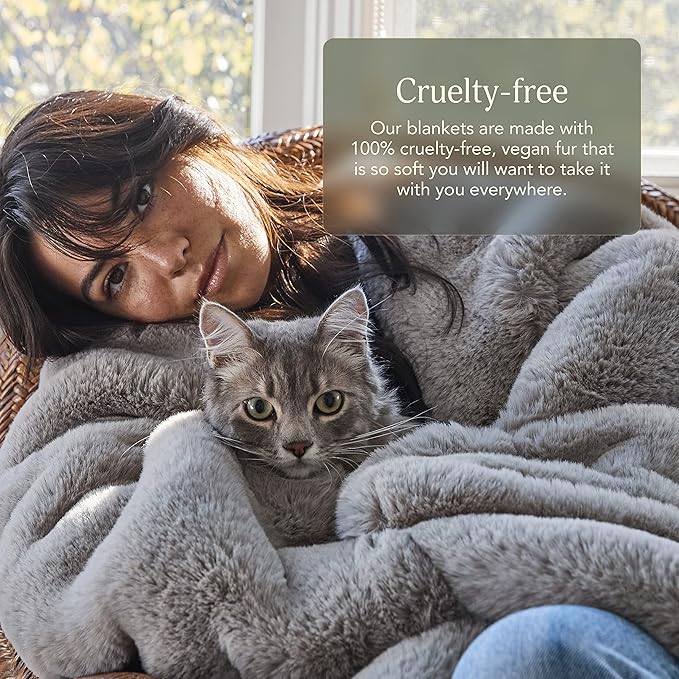 UnHide Marshmallow - Faux Fur Blanket - Heavy Weight, Extra Soft Blanket - Made from Recycled Materials - Machine Washable - Small (50" x 60") - Snow White