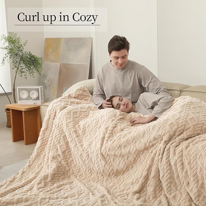 Electric Heated Blanket, 3D Pattern Design, Queen Size Sherpa Super Cozy Heated Blanket with 5 Heating Levels & 10 Hours Auto Off, Beige