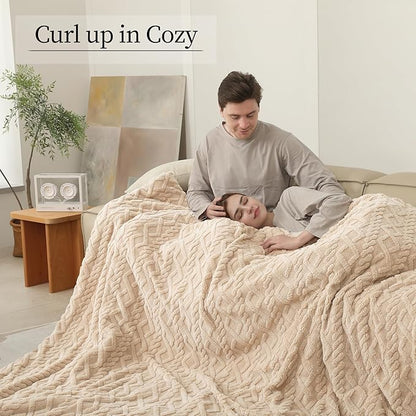 Electric Heated Blanket, 3D Pattern Design, Queen Size Sherpa Super Cozy Heated Blanket with 5 Heating Levels & 10 Hours Auto Off, Beige