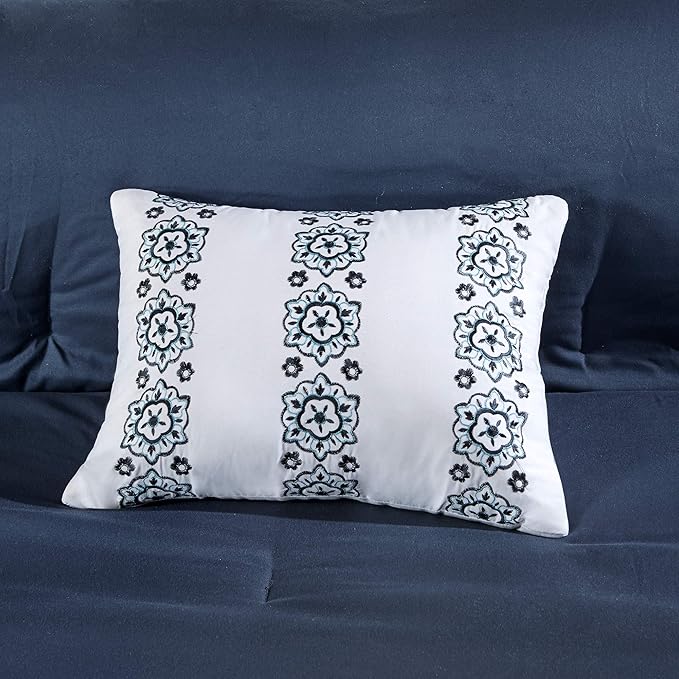 Intelligent Design Complete Bed In A Bag Casual Boho Comforter with Sheet Set Decorative Pillow, All Season Bedding Set, Twin, Loretta Navy 7 Piece