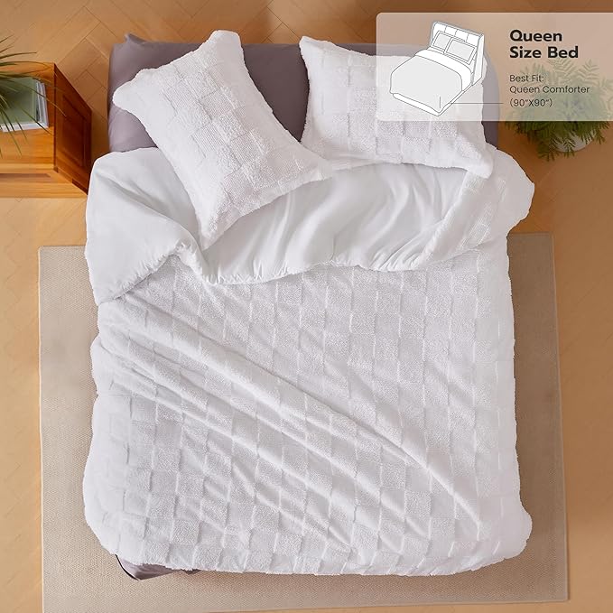 Joiedomi Tufted Queen Comforter Set, 3 Pieces White Boho Queen Bedding Set with 1 Plaid Geometric Comforter and 2 Pillow Shams, Checkered Bed in a Bag for All Seasons
