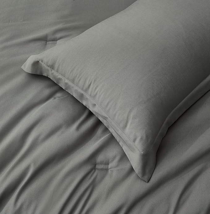 Chezmoi Collection Cliff 3-Piece Lightweight Cooling Comforter Set, Oversized King - Rayon Derived from Bamboo & Polyester Blended, Soft Breathable Bedding for Hot Sleepers, Dark Gray