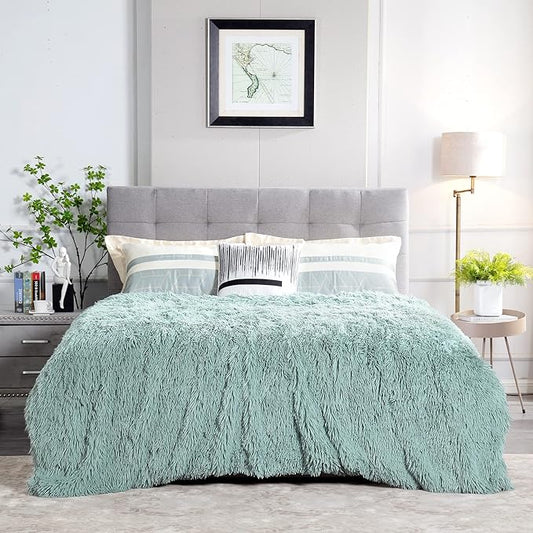 JONIYEAR Extra Large Decorative Fluffy Faux Fur Blanket Queen Size 80" x 90", Soft Luxury Lightweight Furry Blankets, Solid Cozy Shaggy Plush Thick Warm Fuzzy Blankets for Winter Bed Couch, Aqua