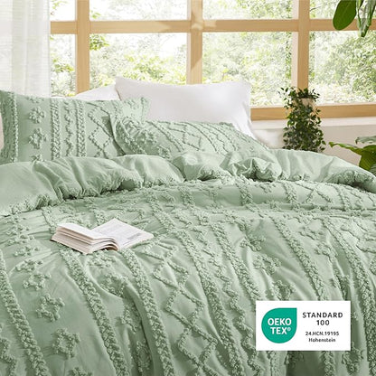 Bedsure Tufted Boho Comforter Set King Size - Sage Green Boho Bed Set, GentleSoft™ 3 Pieces Farmhouse Shabby Chic Embroidery Bedding, Gifts for Woman, Soft Jacquard King Comforter for All Seasons