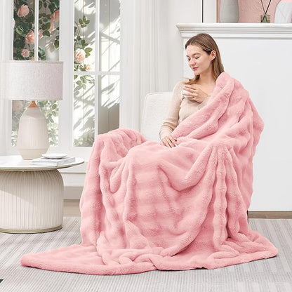 Touchat Luxury Faux Rabbit Fur Throw Blanket for Couch,Super Heavy Warm Cozy Blanket for Sofa Bedroom Living Room,Ultra Soft Fluffy Reversible Plush Blanket for Home Decor Gifts,Pink