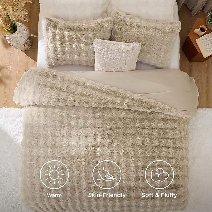 Bedsure Fluffy Comforter Set Queen - Light Beige Faux Fur Queen Comforter, Soft Shaggy Plush Bubble Bedding Comforter Sets, Winter Warm Luxury Fuzzy Bed Set 3 Pieces, 1 Comforter and 2 Pillowcases