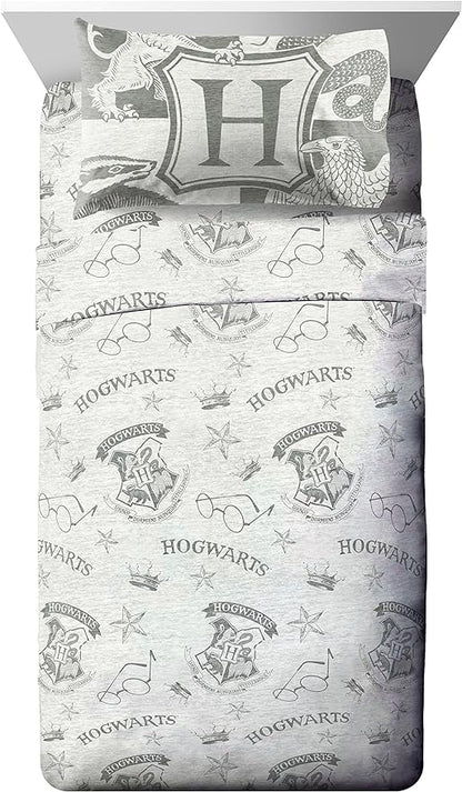 Jay Franco Harry Potter Spellbound 5 Piece Full Bed Set - Includes Reversible Comforter & Sheet Set - Bedding Features Hogwarts Logo - Super Soft Polyester (Official Harry Potter Product)
