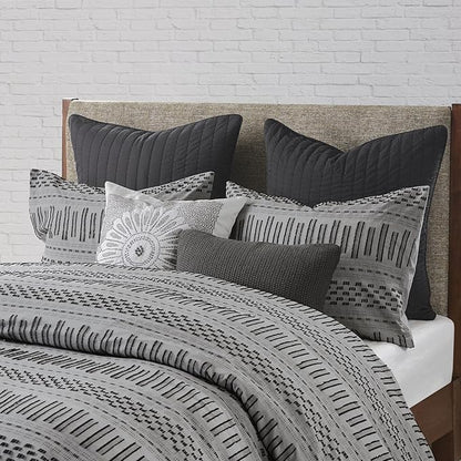 INK+IVY Luxurious Cotton-Bedding Set - Mid Century Trendy Geometric Design, All Season Cozy-Cover With Matching-Shams, King/Cal King, Rhea Jacquard Grey/Black