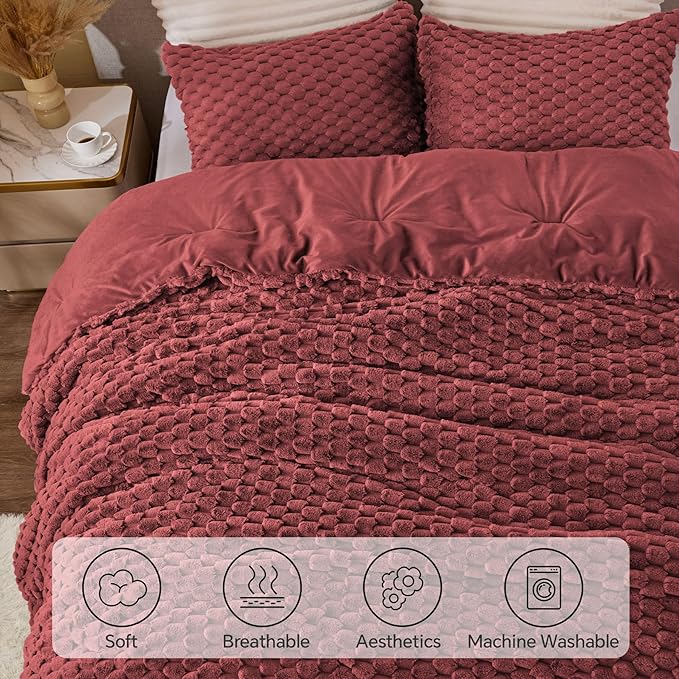 BEDELITE Fluffy King Size Comforter Set - Burgundy Fleece Soft Comforter for King Size Bed, Luxury Warm Bedding Set for Winter, Fuzzy Bed Set 3 Pieces (1 Comforter, 2 Pillowcases)