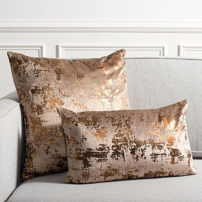 SAFAVIEH Home Collection Edmee Metallic Potato Brown/Copper 24-inch Square Decorative Accent Throw Pillow with Insert